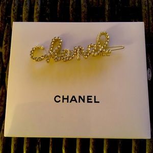 Chanel Logo Hair Clip VIP Gift
